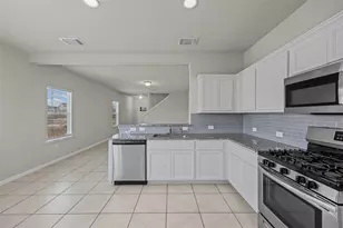 3103 Crystal Bend Dr, Pflugerville, TX 78660 - Photo 7