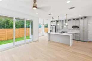 3321 Hemlock Ave, Austin, TX 78722 - Photo 9