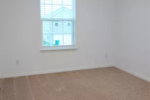 14024 Prairie Schooner Pass, Elgin, TX 78621 - Photo 17