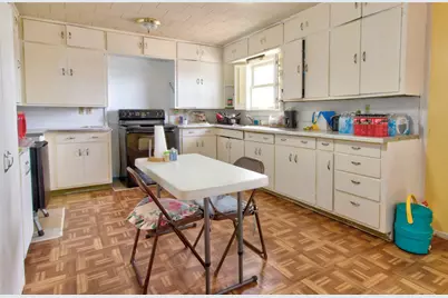 500 N Texas Avenue, Nixon, TX 78140 - Photo 5