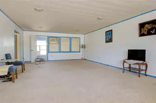 500 N Texas Ave, Nixon, TX 78140 - Photo 3