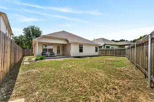 10520 Channel Island Dr, Austin, TX 78747 - Photo 23
