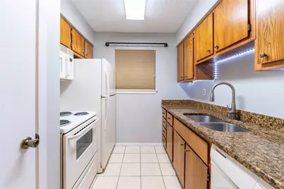 6903 Deatonhill Drive #28, Austin, TX 78745 - Photo 5