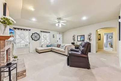 611 Haleys Cove, Leander, TX 78641 - Photo 3