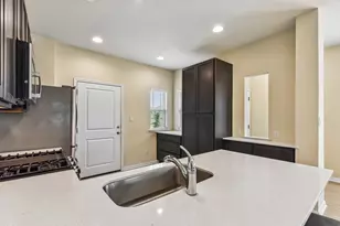 6403 Principale Dr, Pflugerville, TX 78660 - Photo 11