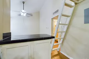 1000 W 26th St, Austin, TX 78705 - Photo 9