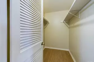 1000 W 26th St, Austin, TX 78705 - Photo 11