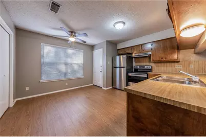 8106 Dunn St Street #B, Austin, TX 78745 - Photo 7