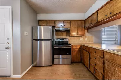 8106 Dunn St Street #B, Austin, TX 78745 - Photo 11