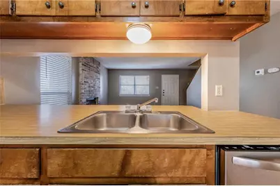 8106 Dunn St Street #B, Austin, TX 78745 - Photo 9