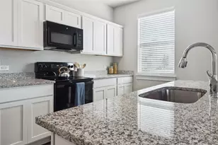 202 Evans St, Hutto, TX 78634 - Photo 15
