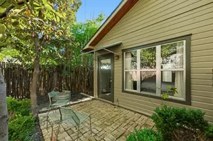 1712 W 10th St, Austin, TX 78703 - Photo 31