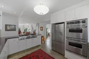 1712 W 10th St, Austin, TX 78703 - Photo 11