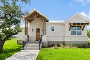 501 Ranchview Dr, Johnson City, TX 78636 - Photo 1