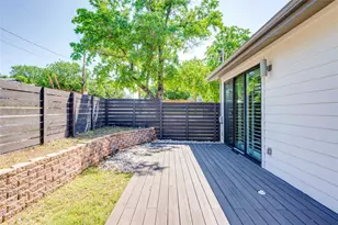 1412 Perez St, Austin, TX 78721 - Photo 19