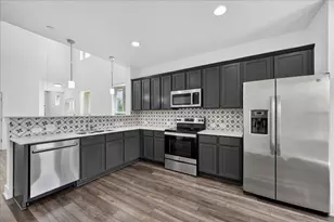 11308 Gadsen Ln, Austin, TX 78754 - Photo 7