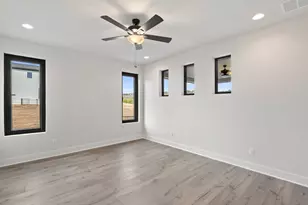 711 N Paleface Ranch Rd, Spicewood, TX 78669 - Photo 11