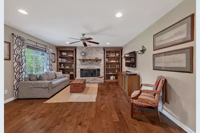 1103 Chesapeake Drive, Austin, TX 78758 - Photo 9