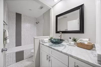 1240 Barton Hills Drive #105, Austin, TX 78704 - Photo 5