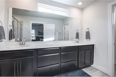 7500 Burnham Place, Austin, TX 78744 - Photo 13