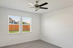 4002 Wynn Rd, Hutto, TX 78634 - Photo 17