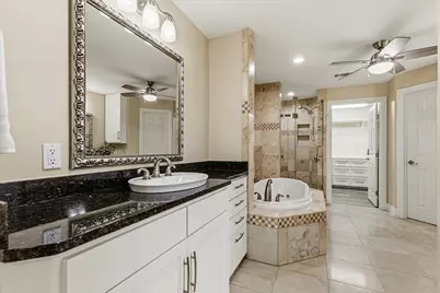 25207 Lake View Drive, Spicewood, TX 78669 - Photo 15