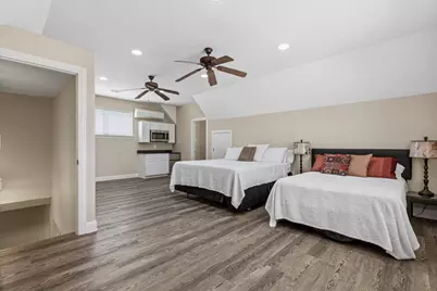 25207 Lake View Drive, Spicewood, TX 78669 - Photo 7