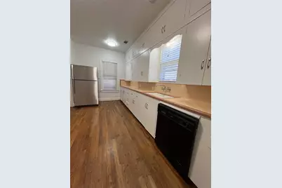 3710 Harmon Avenue, Austin, TX 78705 - Photo 5