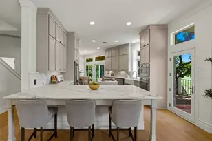 48 Tiburon Dr, The Hills, TX 78738 - Photo 9