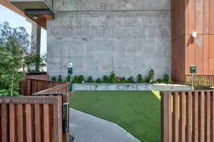 70 Rainey St, Austin, TX 78701 - Photo 17