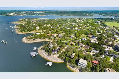 18401 Lakepoint Circle, Point Venture, TX 78645 - Photo 25