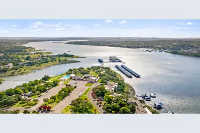 18401 Lakepoint Circle, Point Venture, TX 78645 - Photo 27
