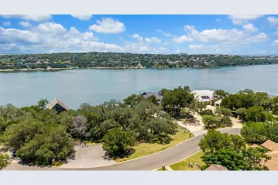 18401 Lakepoint Circle, Point Venture, TX 78645 - Photo 5