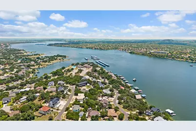 18401 Lakepoint Circle, Point Venture, TX 78645 - Photo 23