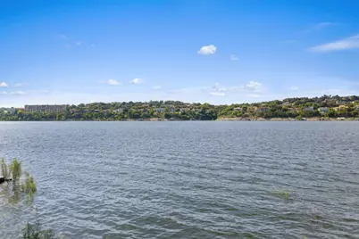 18401 Lakepoint Circle, Point Venture, TX 78645 - Photo 27