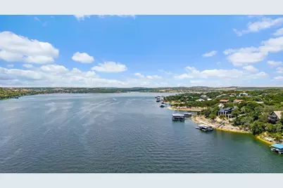 18401 Lakepoint Circle, Point Venture, TX 78645 - Photo 15