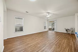 317 Essex Ln, Georgetown, TX 78633 - Photo 17