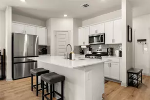 10513 Defender Trl, Austin, TX 78754 - Photo 3