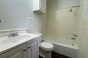 605 E Kerr Street E, Burnet, TX 78611 - Photo 17