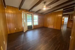 605 E Kerr Street E, Burnet, TX 78611 - Photo 9