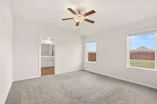 105 Saviano Rd, Hutto, TX 78634 - Photo 7