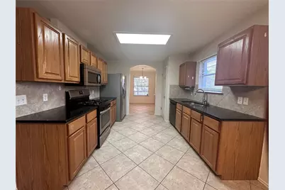 605 Blair Avenue, Bastrop, TX 78602 - Photo 5