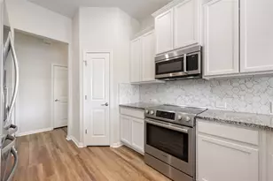 9941 Comely Bnd, Manor, TX 78653 - Photo 7