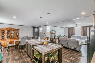 329 W Brook St, Bartlett, TX 76511 - Photo 9