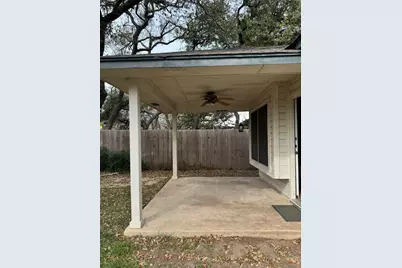 8724 Barrow Glen Loop, Austin, TX 78749 - Photo 19