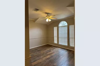 8724 Barrow Glen Loop, Austin, TX 78749 - Photo 11