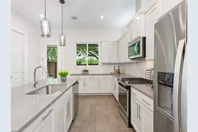 1111 Brookswood Avenue #A, Austin, TX 78721 - Photo 11