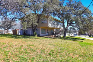625 Deep Cove Dr, Marble Falls, TX 78654 - Photo 3