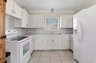 625 Deep Cove Dr, Marble Falls, TX 78654 - Photo 9