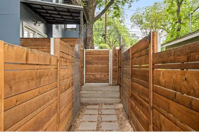 2202 Garden Street, Austin, TX 78702 - Photo 23